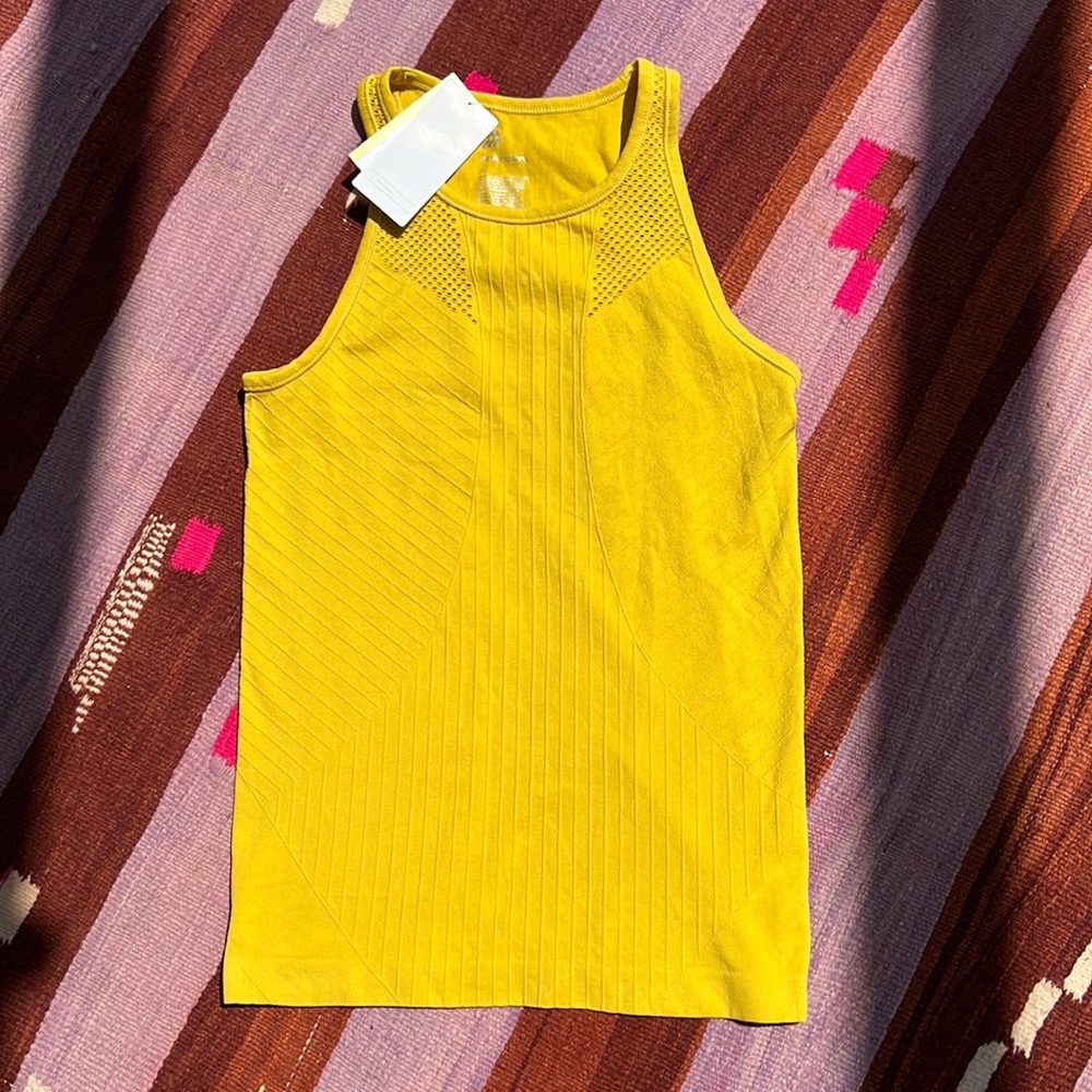 Seamless Athletic Tank Top
